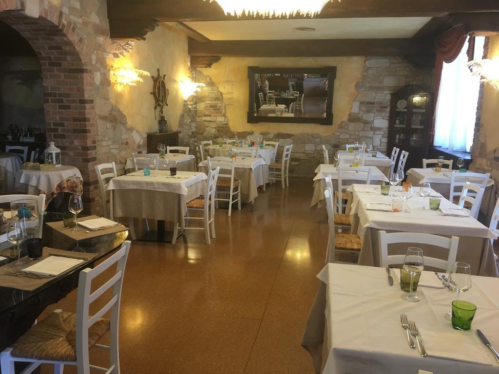 Locanda Ferrari 고로 외부 사진