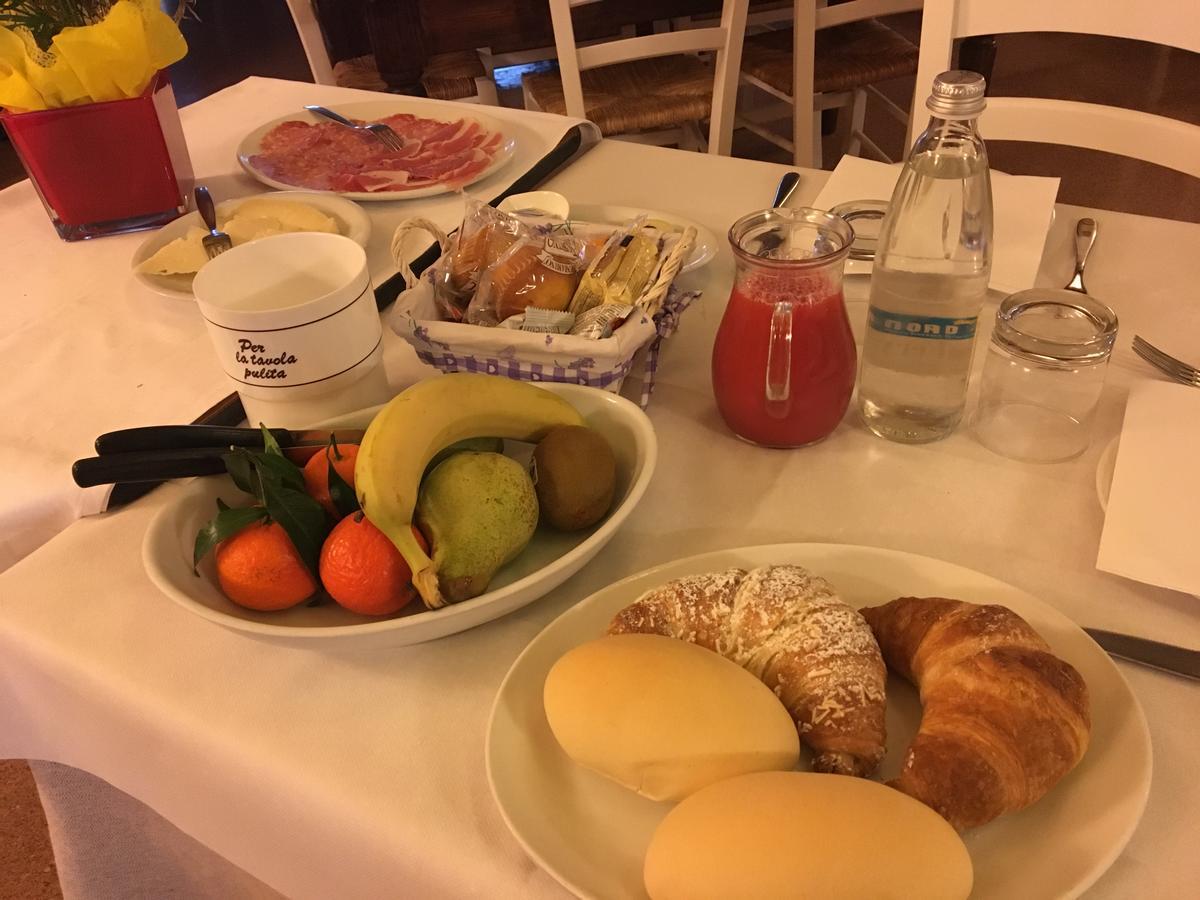 Locanda Ferrari 고로 외부 사진